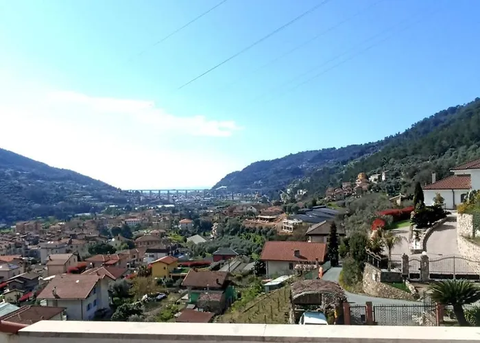 Casa Il Glicine Camporosso (Liguria)